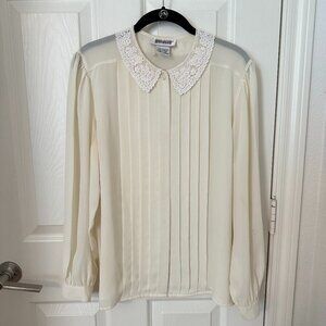 Vintage Worthington Cream Blouse Crochet Lace Collar Long Sleeve